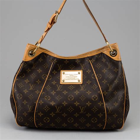 louis vuitton inventeur bag 101|are louis vuitton bags genuine.